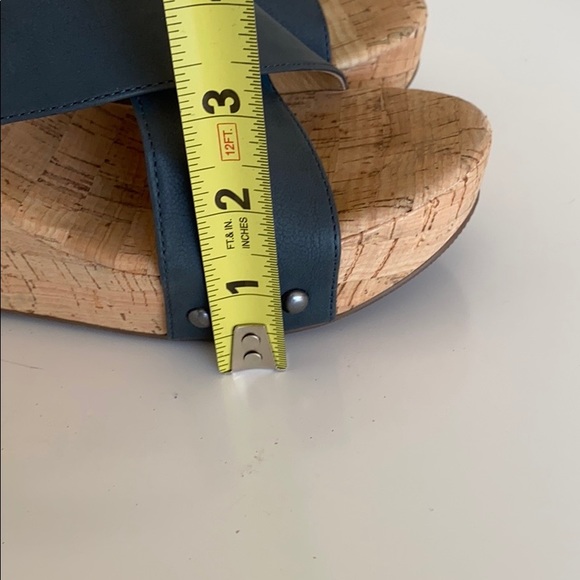 louboutin womens flip flops